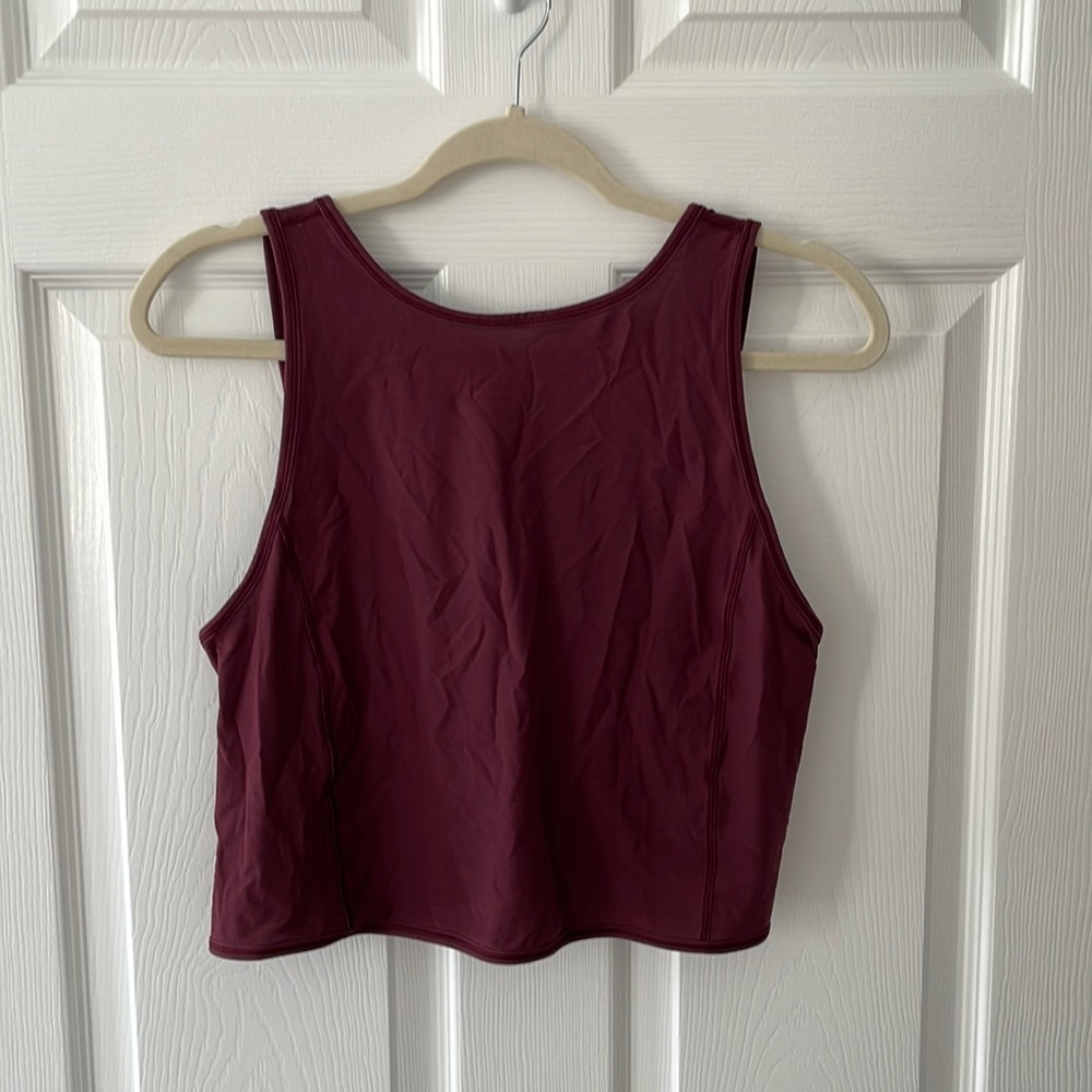 Lululemon loosefitting crop top